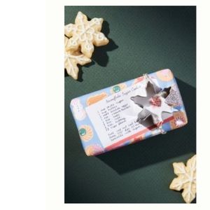 Anthropologie GEORGE & VIV HOLIDAY BAR SOAP. Color: Cookie Cutter